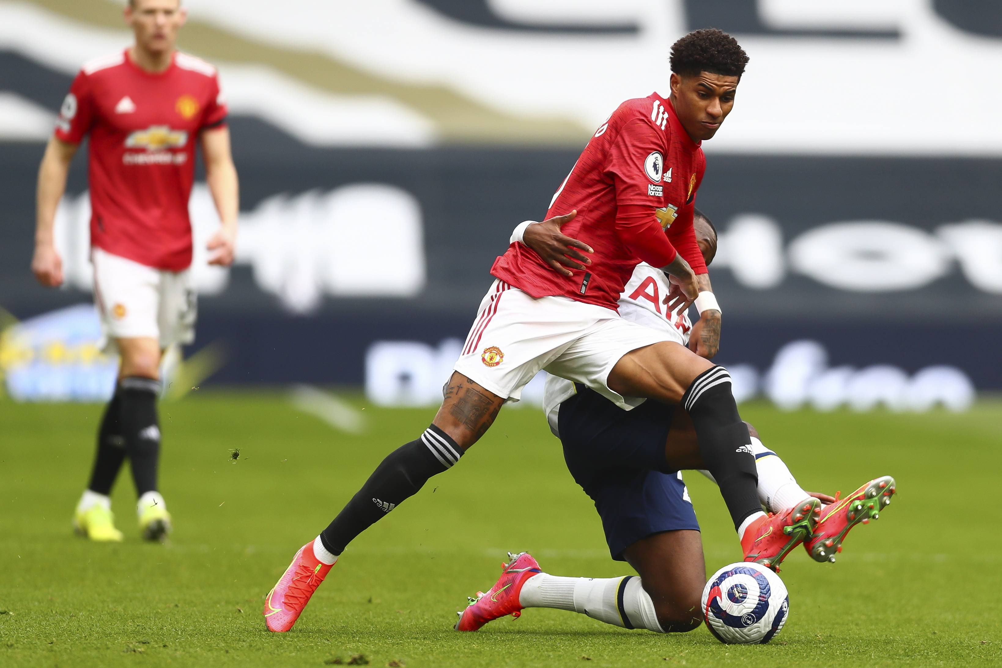 全面表现 全面表现